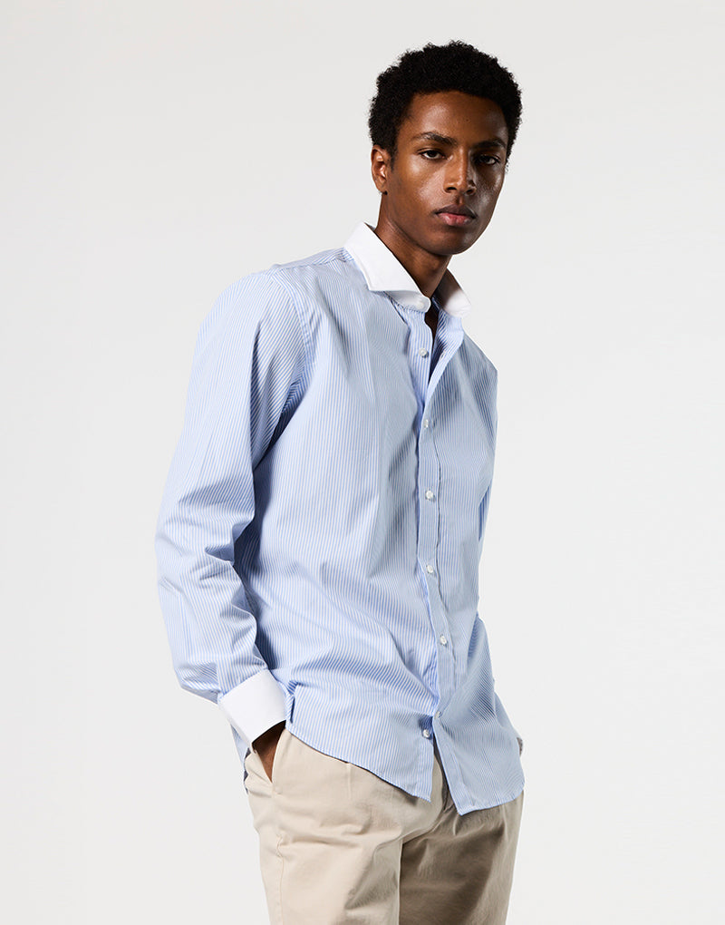 Camisa rayas  azul cuello blanco