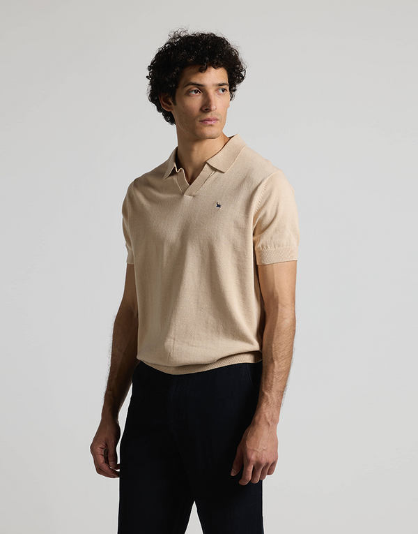 Polo punto manga corta camel