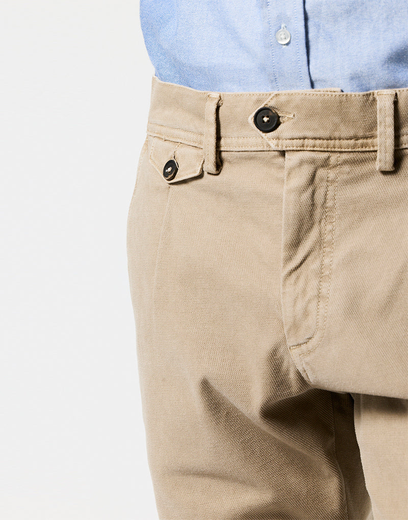 Pantalón sport estructura una pinza piedra