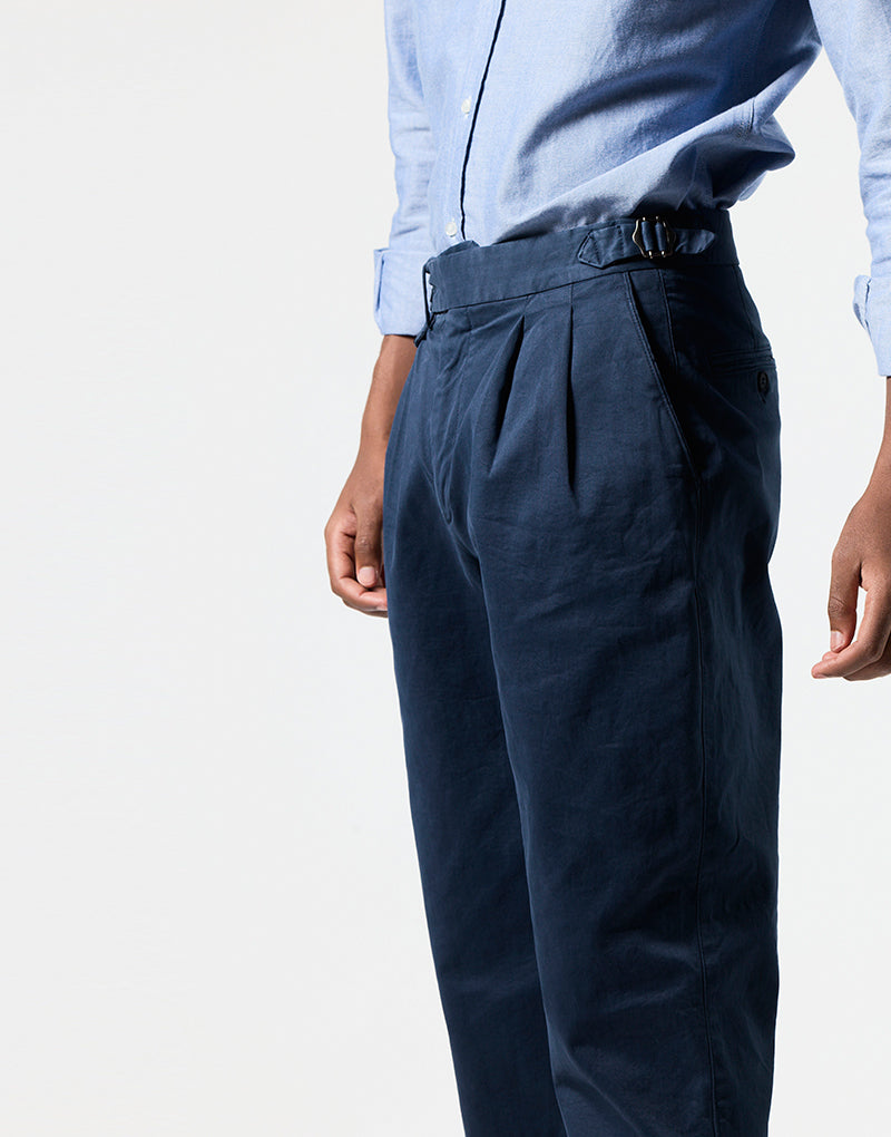 Pantalón relaxed dos pinzas azul marino