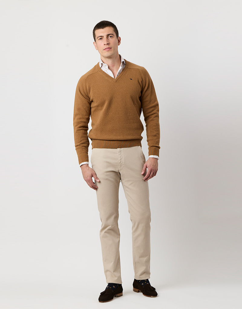 Jersey cuello pico lambswool camel