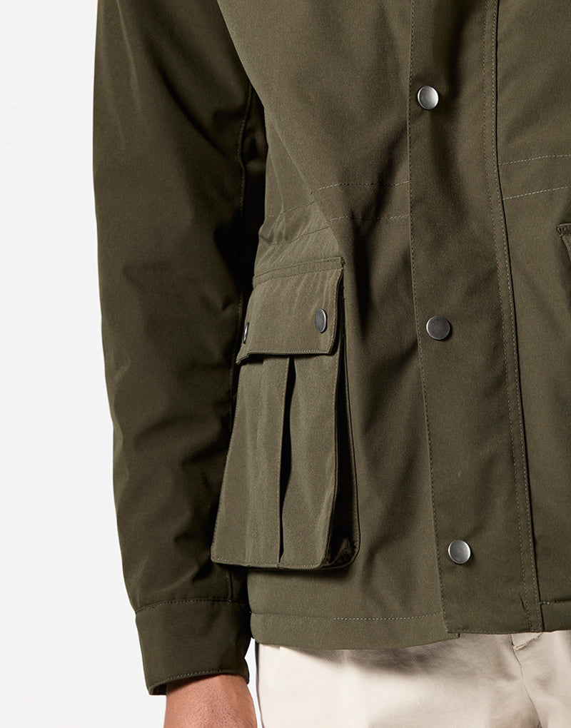 Parka verde cuatro bolsillos