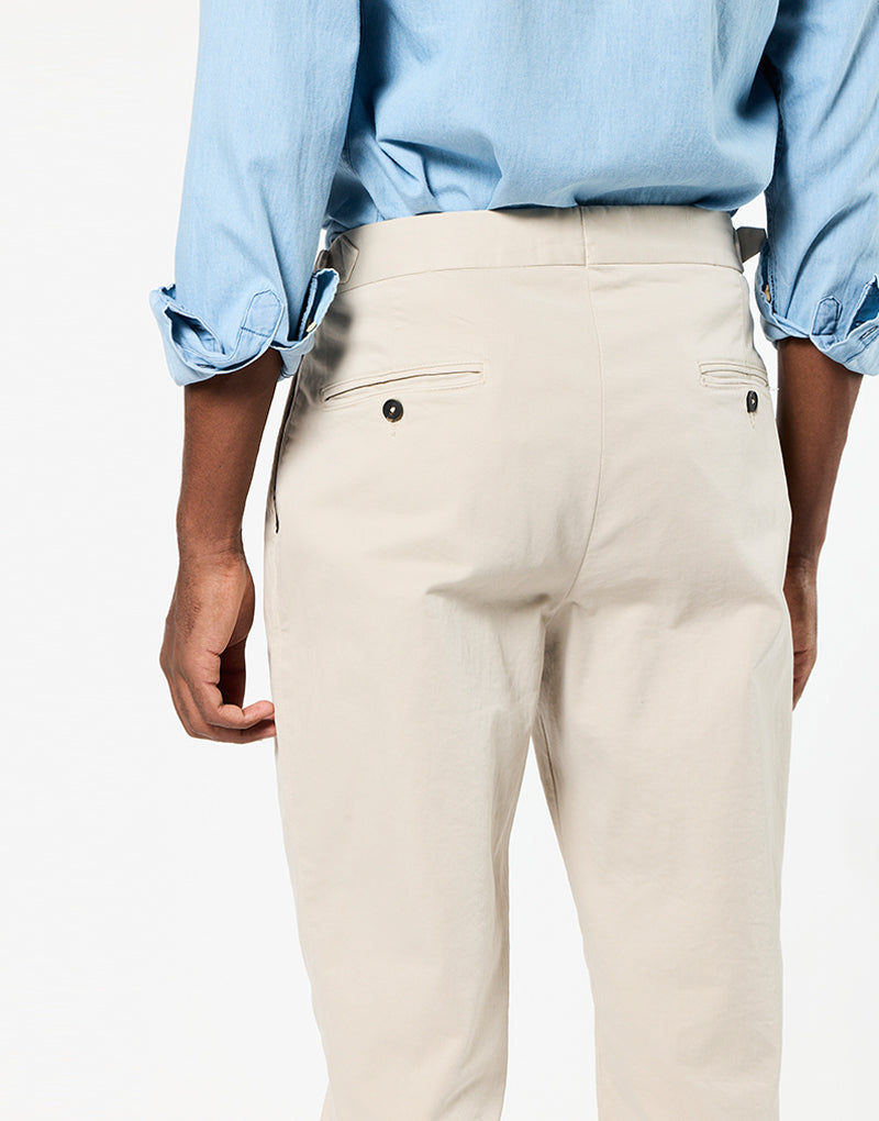 Pantalón relaxed dos pinzas piedra