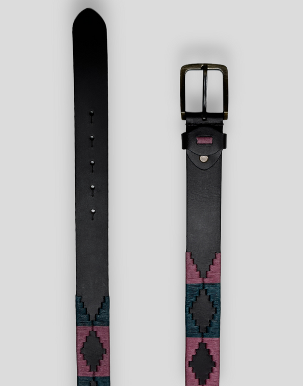 Cinturón argentino marrón bordado en turquesa y rosa