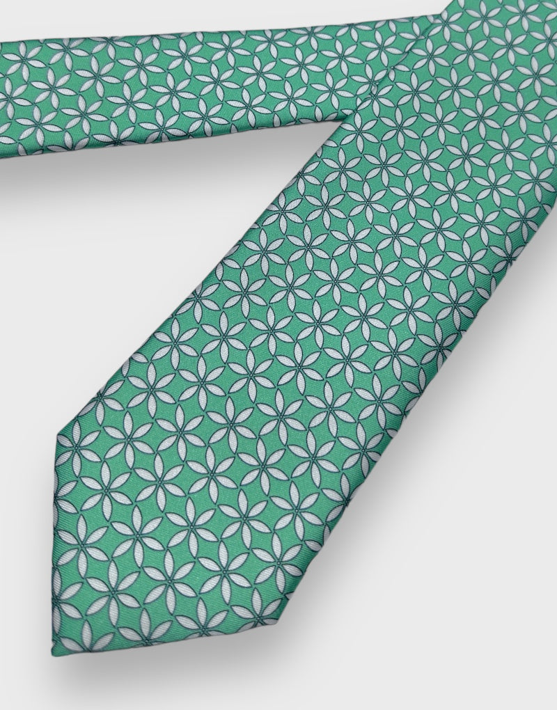 Corbata estrella verde y blanca