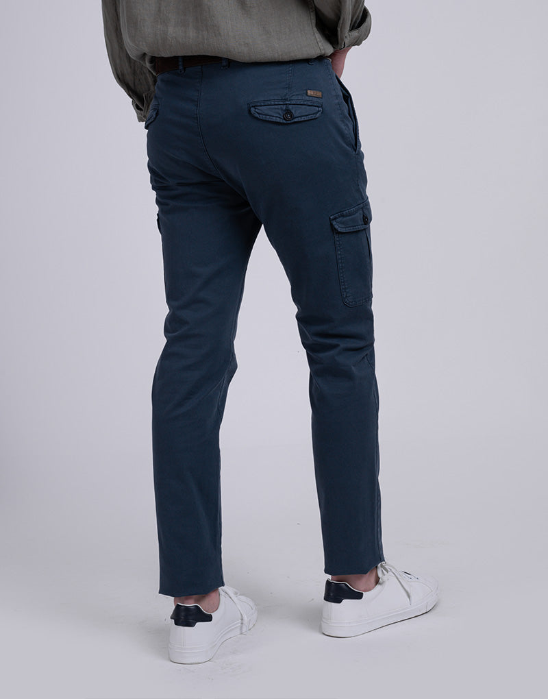 Pantalón cargo zújar azul marino